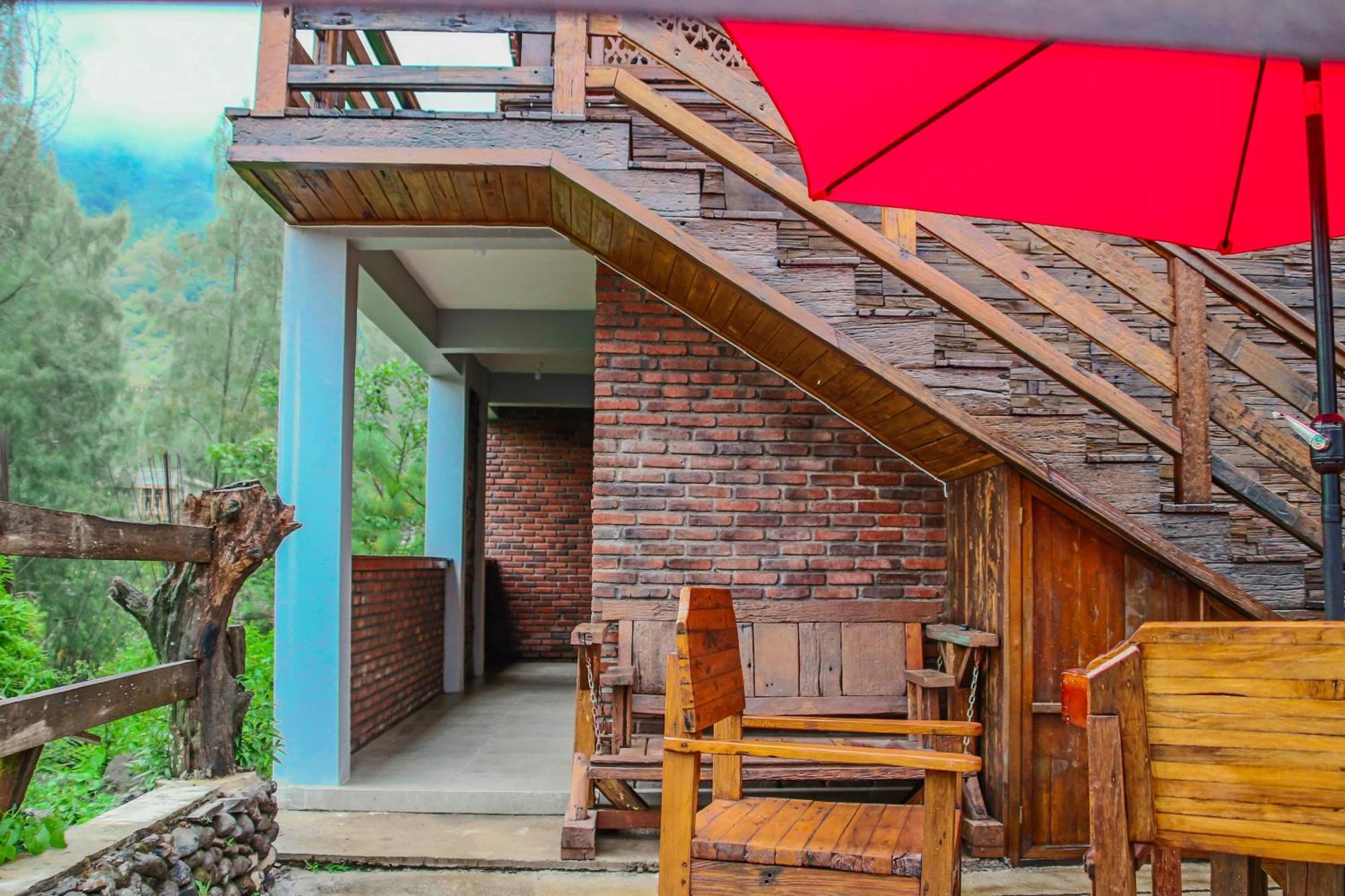 Omah Kayu Bromo Villa Ngadisari Exterior foto